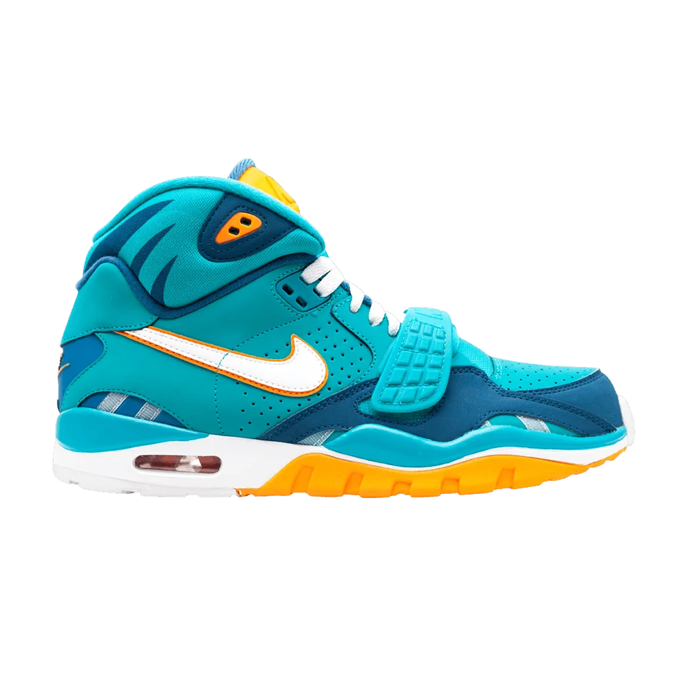 Krossovki-Nike-Air-Trainer-Sc-2-Qs-Nfl-Dolphins