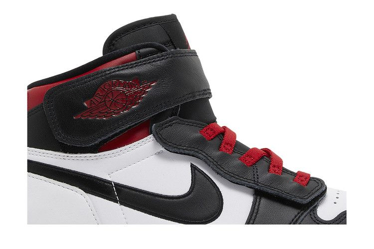 Кроссовки Air Jordan 1 High FlyEase 'Gym Red Black Toe'