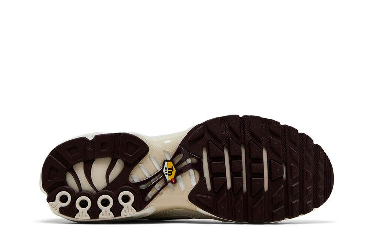 Кроссовки Nike Air Max Plus Premium 'Phantom Burgundy Crush'