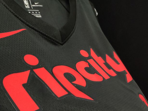 2018-19-Damian-Lillard-Blazers-0-City-Black-4