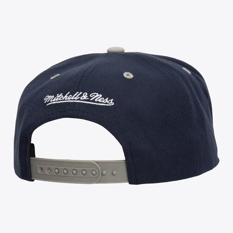Бейсболка Mitchell & Ness Navy New York Yankees Wavy Pro Crown Snapback Hat