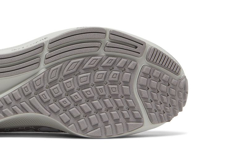 Кроссовки Nathan Bell x Nike Air Zoom Pegasus 38 A.I.R. 'Run To A Magical Place - College Grey'