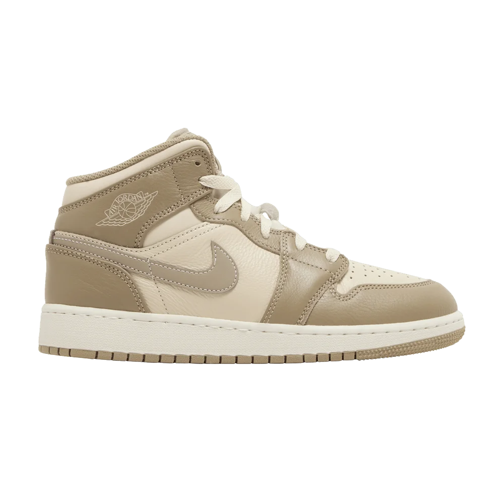 Krossovki-Air-Jordan-Retro-1-Mid-GS-Legend-Light-Brown