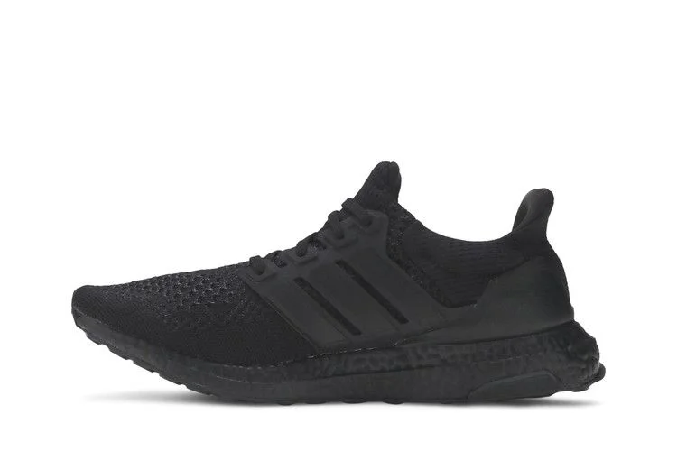 Кроссовки Adidas UltraBoost 1.0 Retro 'Triple Black' 2020
