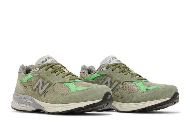 Krossovki-Patta-x-New-Balance-990v3-Made-in-USA-Keep-Your-Family-Close-7
