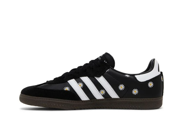 Кроссовки atmos x FACE x adidas Samba OG 'Embroidered Daisies'