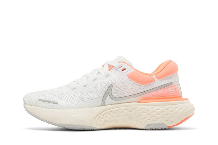 wmns-zoomx-invincible-run-flyknit-white-bright-mango-ct2229-100_02