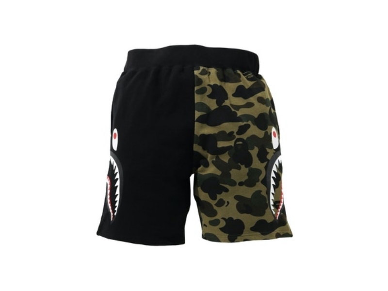 Спортивные шорты BAPE 1st Camo Half Side Shark Sweat Shorts Green