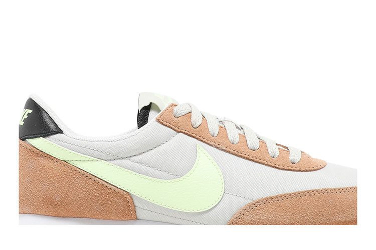 wmns-daybreak-light-bone-barely-volt-ck2351-006_01