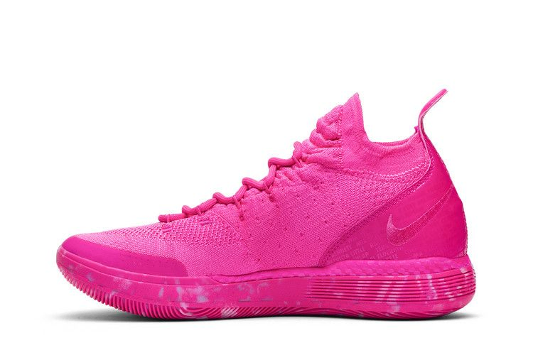 zoom-kd-11-aunt-pearl-bv7721-600_02