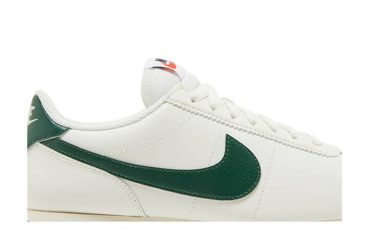 wmns-cortez-gorge-green-dn1791-101_01