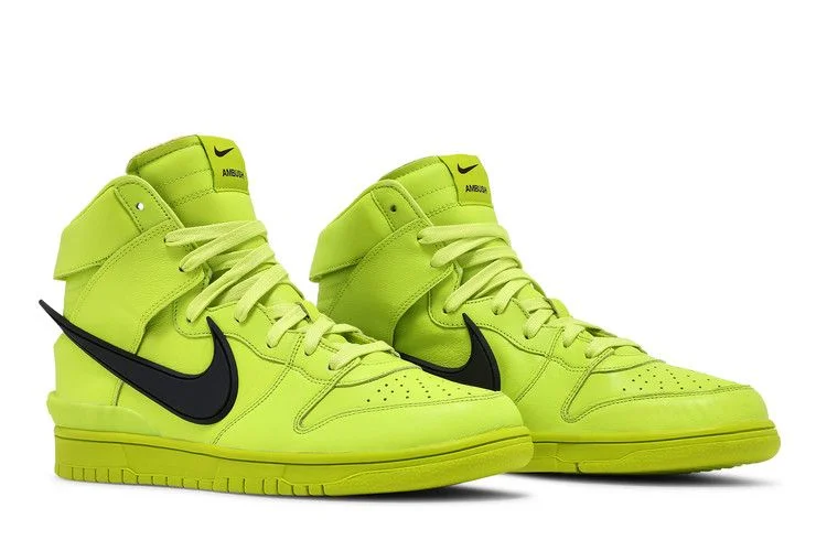 Krossovki-AMBUSH-x-Nike-Dunk-High-Flash-Lime-7