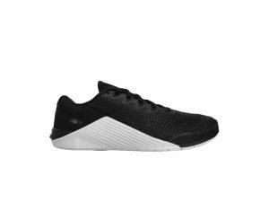 Wmns-Nike-Metcon-Black-White-300x225