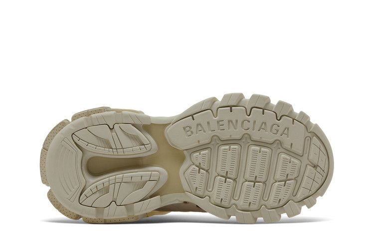 Кроссовки Balenciaga Wmns Track Hike 'Faux Fur - Beige'