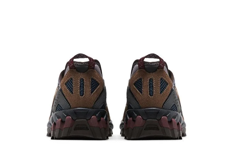 Krossovki-Tokyo-Design-Studio-x-New-Balance-610S-Outerspace-Dark-Mushroom-5