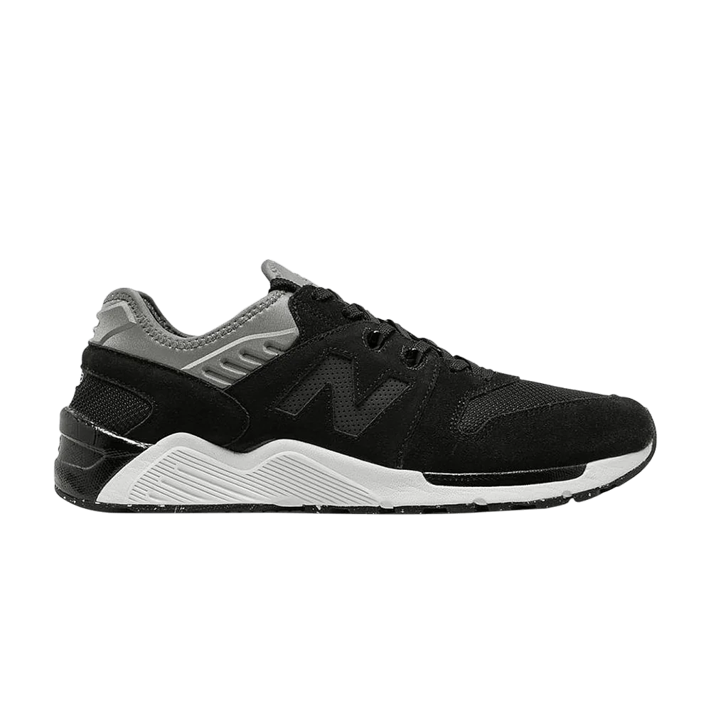 Krossovki-New-Balance-009-Suede