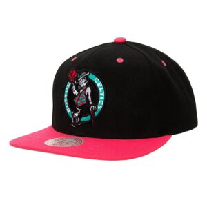 Santa-Ana-2-Tone-Snapback-Boston-Celtics-Hat-300x300
