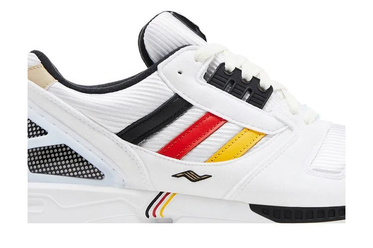 Krossovki-Overkill-x-adidas-ZX-8000-Home-Game-1