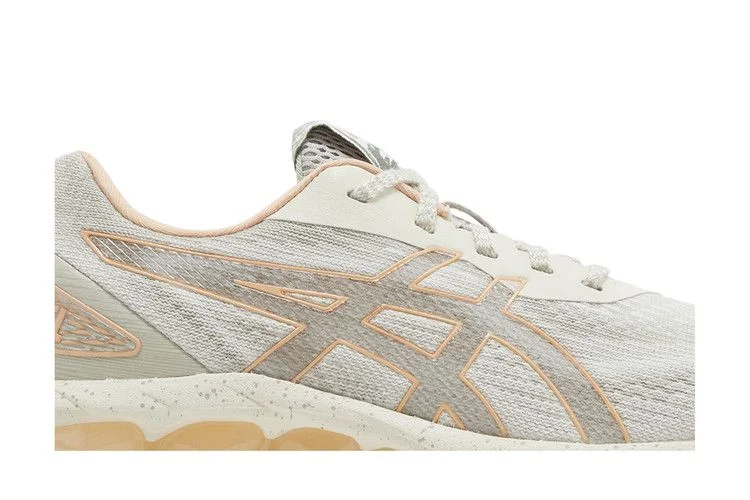 Krossovki-ASICS-Wmns-Gel-Quantum-180-7-Smoke-Grey-Cream-1