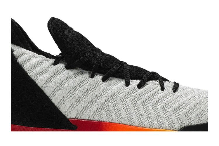 lebron-16-gs-space-travel-aq2465-188_01