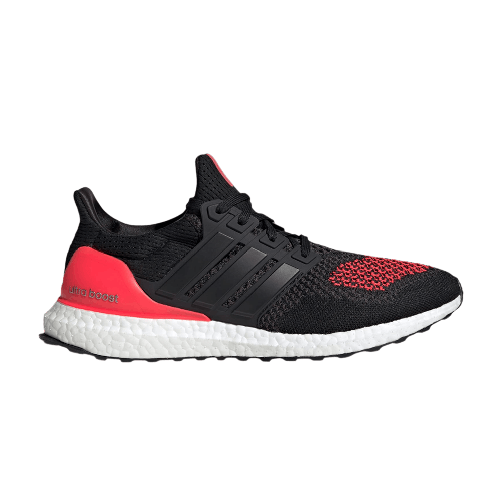 Кроссовки adidas UltraBoost 1.0 'Black Lucid Red'