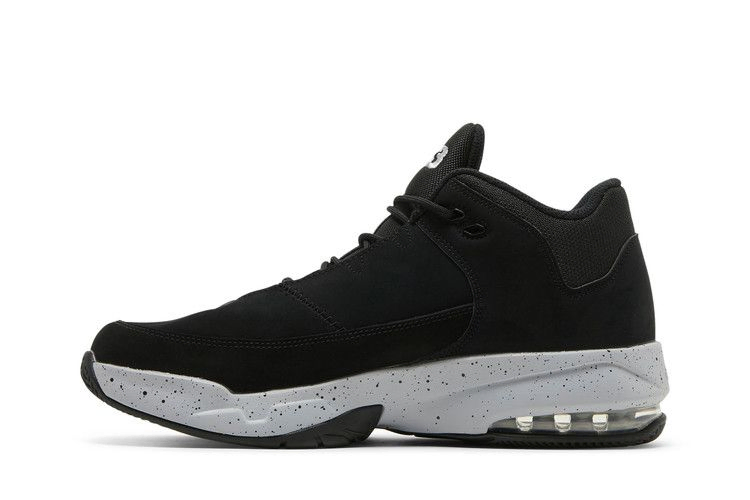jordan-max-aura-3-black-wolf-grey-cz4167-002_02
