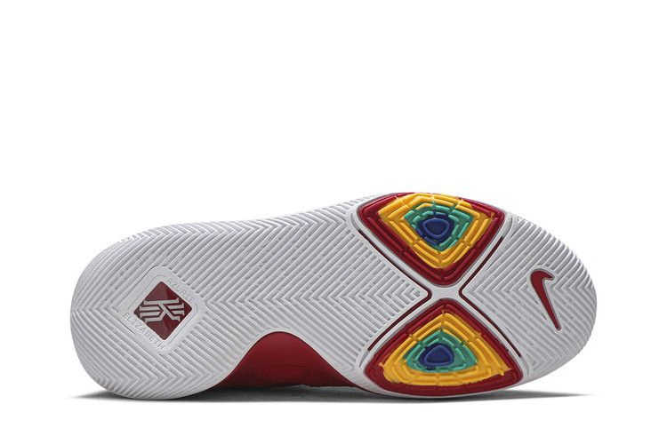 Кроссовки Nike Kyrie 3 GS 'University Red'