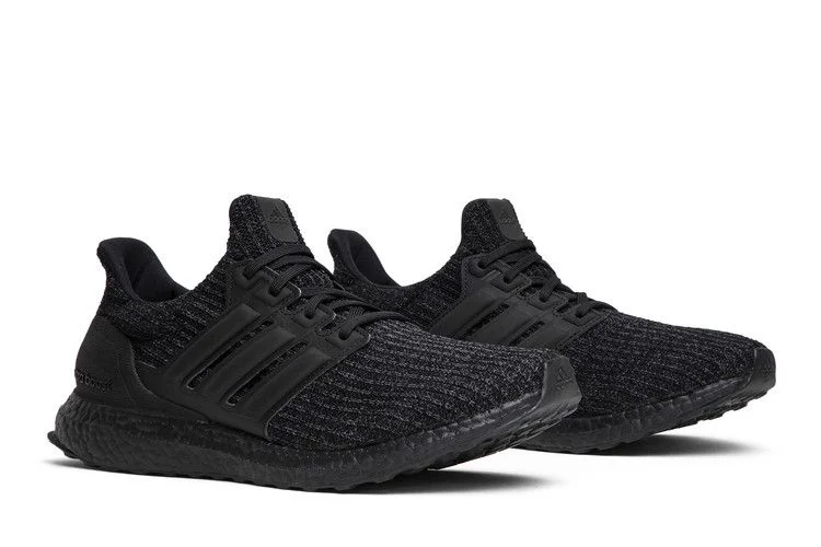 Krossovki-adidas-UltraBoost-4.0-Triple-Black-7