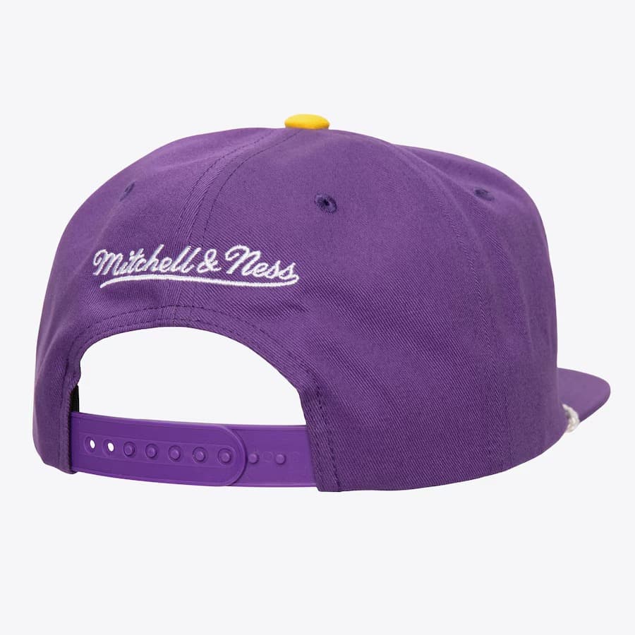 Бейсболка Mitchell & Ness Purple Los Angeles Kings Vintage Hockey Radiant Lines Deadstock Snapback Hat