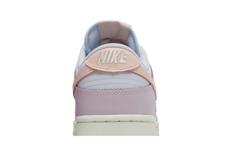 Кроссовки Nike Wmns Dunk Low 'Easter'