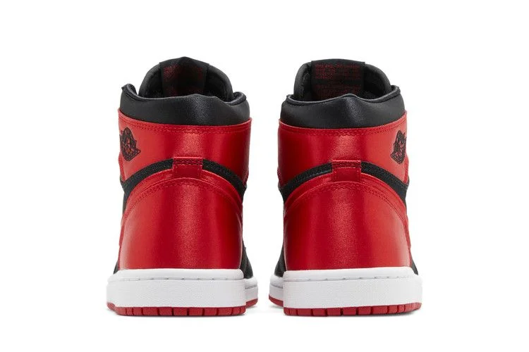 Krossovki-Wmns-Air-Jordan-1-Retro-High-OG-Satin-Bred-2023-5