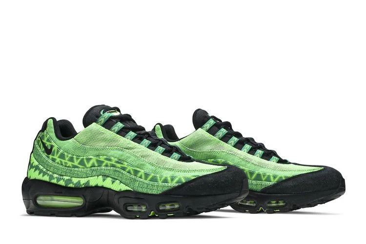 Krossovki-Nike-Air-Max-95-Naija-7