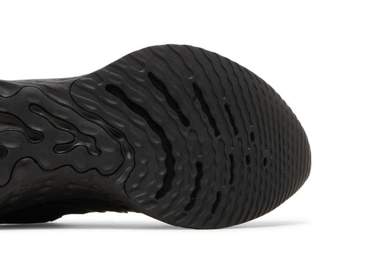 Кроссовки Nike React Infinity Run Flyknit 3 'Triple Black'