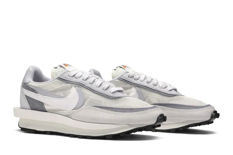 Krossovki-sacai-x-Nike-LDWaffle-Summit-White-7