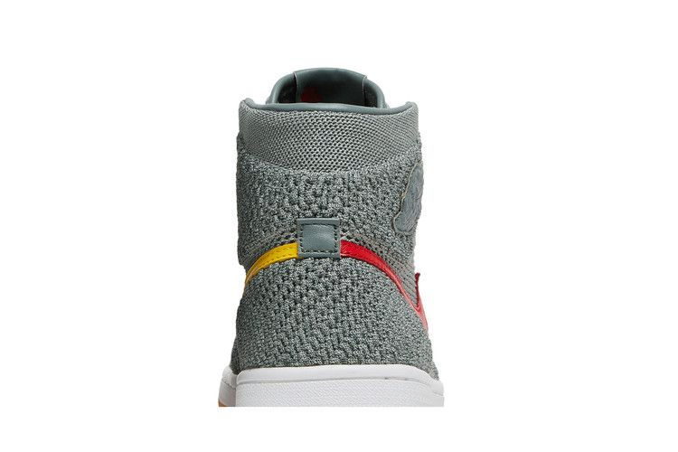 Кроссовки Air Jordan 1 Retro High Flyknit GS 'Clay Green'
