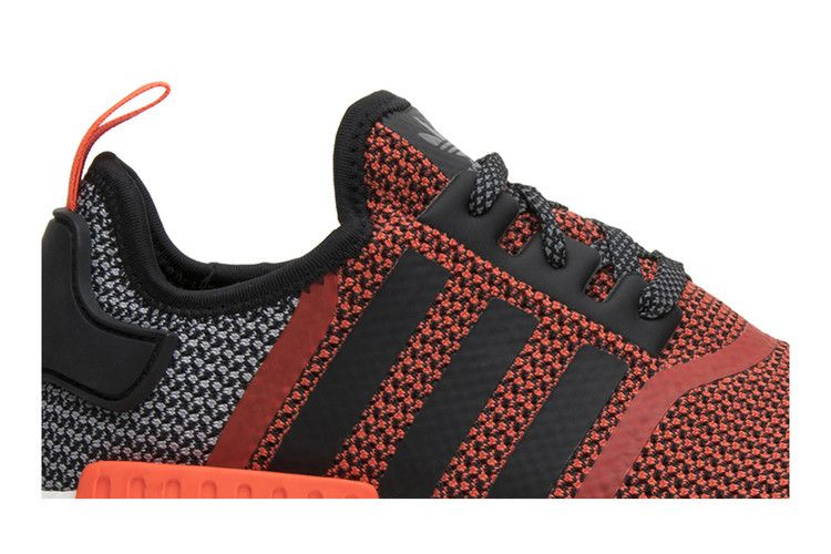 Кроссовки Adidas NMD_R1 'Lush Red'
