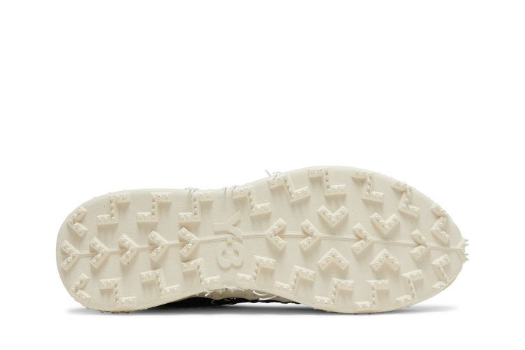 y-3-runner-4d-halo-black-white-gx1091_03