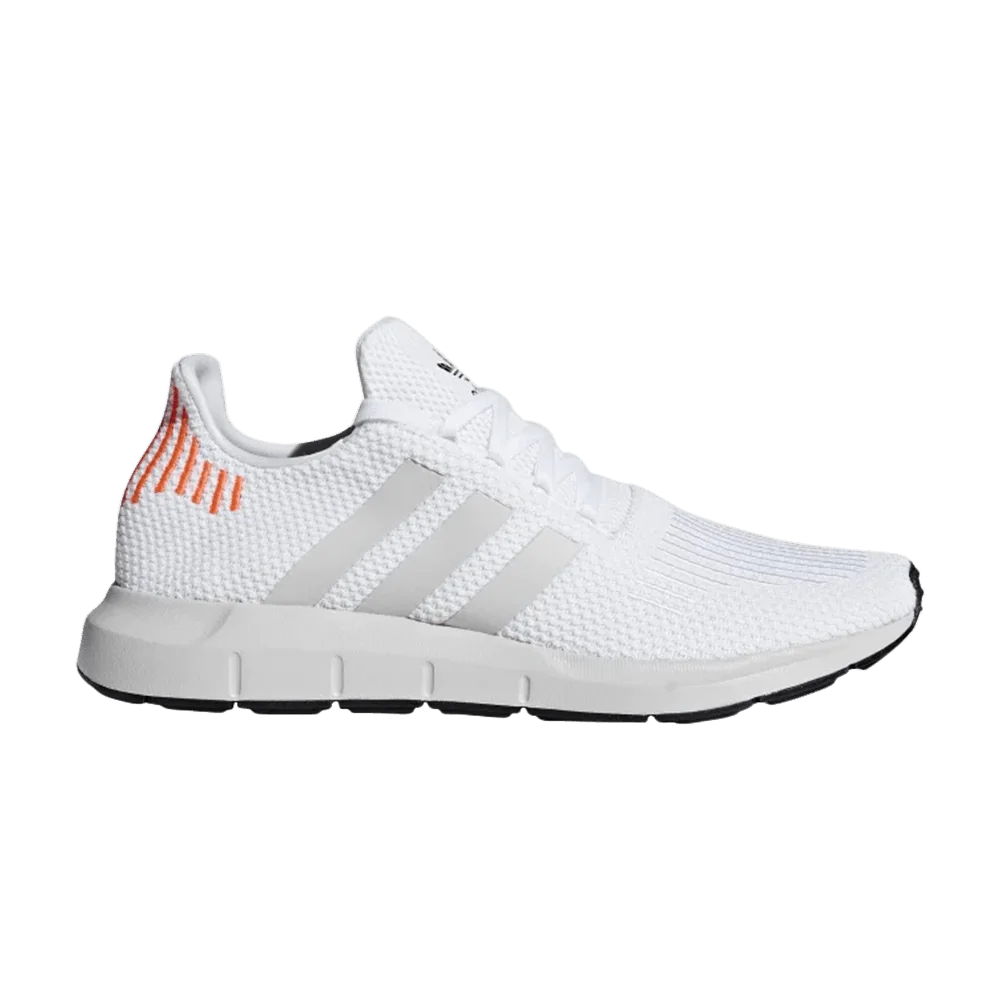 Krossovki-Adidas-Swift-Run-Cloud-White