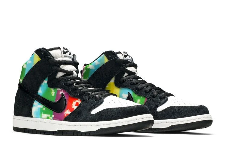 Krossovki-Nike-Dunk-High-SB-TV-Signal-7