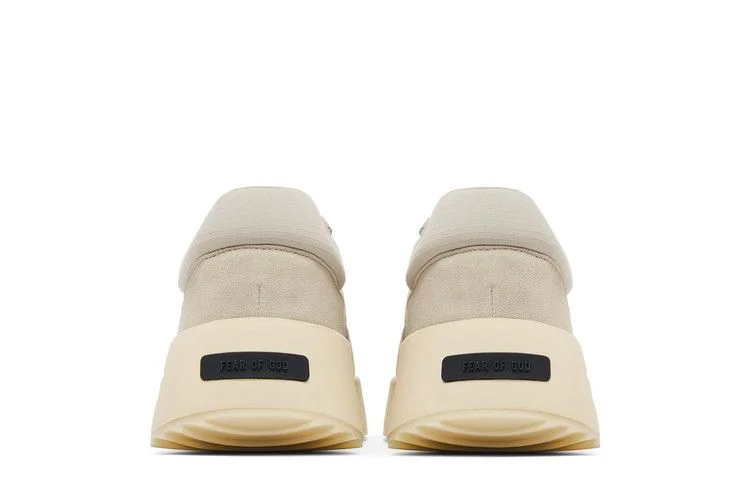 Кроссовки Fear Of God Athletics x adidas Los Angeles Runner 'Sesame'