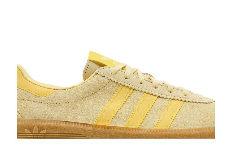 wmns-bermuda-almost-yellow-ih0301_01