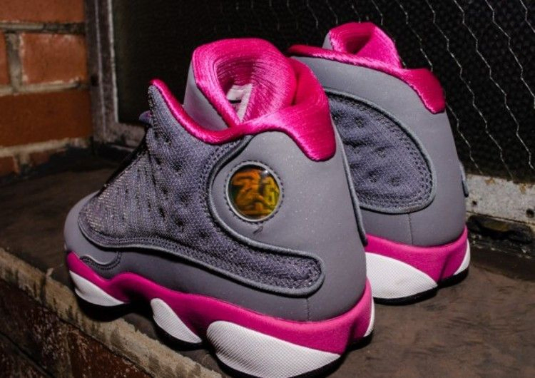 Кроссовки Air Jordan 13 Retro GS 'Grey Fusion Pink'
