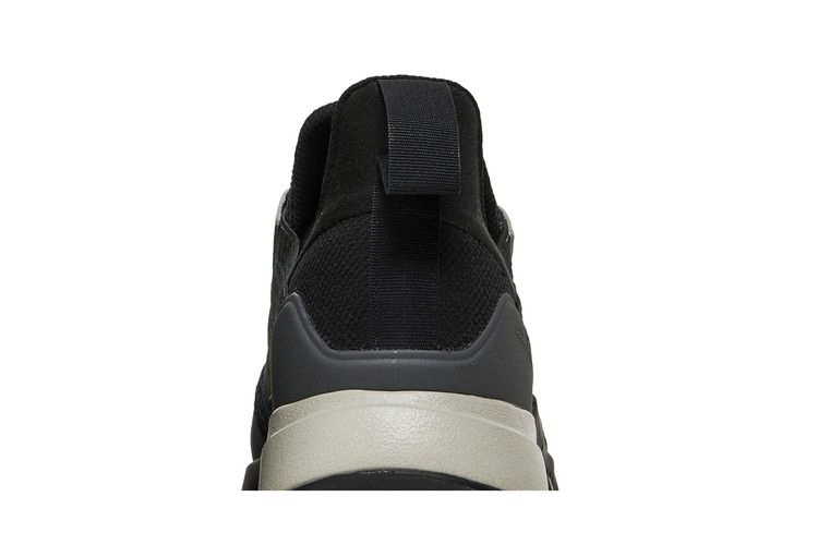 terrex-trailmaker-black-aluminium-fu7237_06