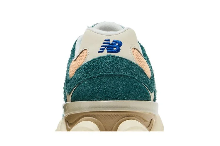 Кроссовки New Balance 9060 'New Spruce Peach Blossom'