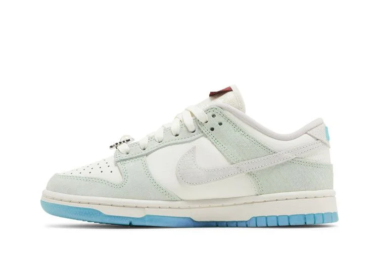 Кроссовки Nike Wmns Dunk Low LX 'Year of the Dragon'