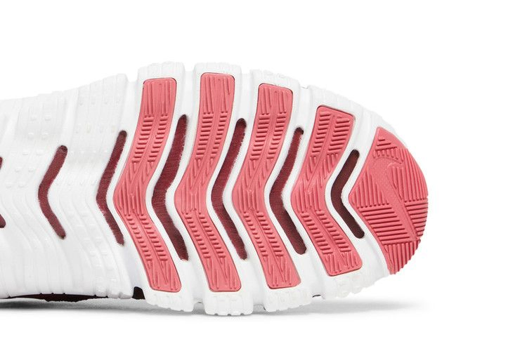 Кроссовки Nike Wmns Free Metcon 4 'Dark Beetroot'