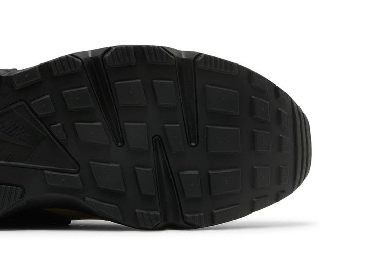 air-huarache-toadstool-2021-dh8143-200_04