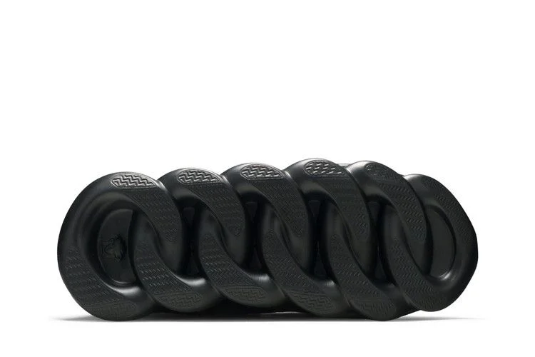 Кроссовки Versace Chain Reaction 'Triple Black'