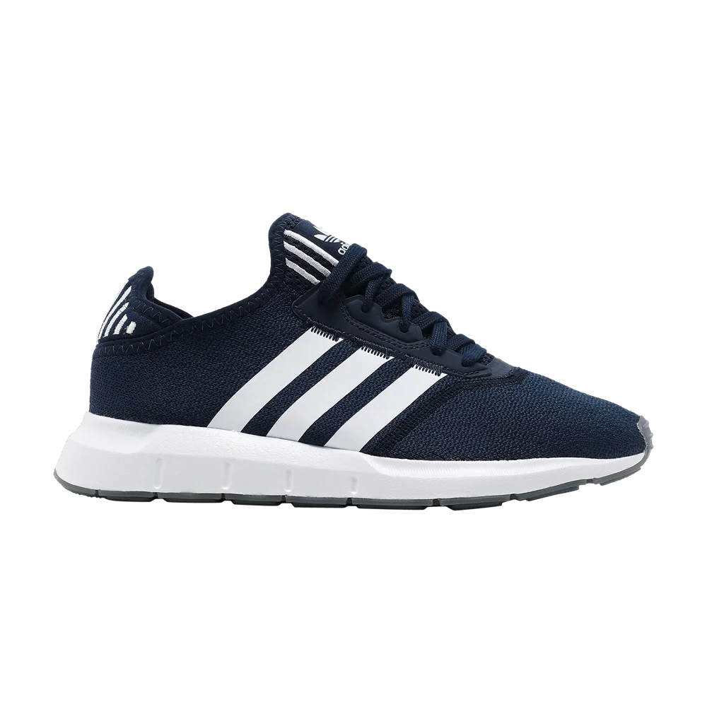 Krossovki-Adidas-Wmns-Swift-Run-X-Collegiate-Navy