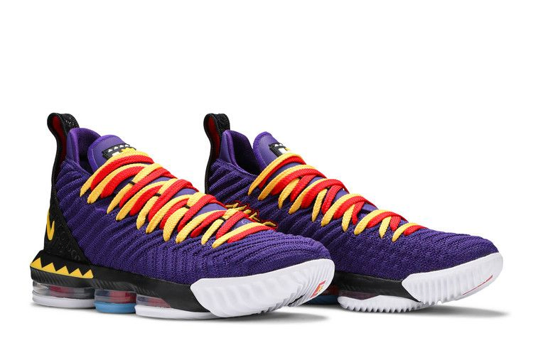 lebron-16-martin-ci1520-500_07
